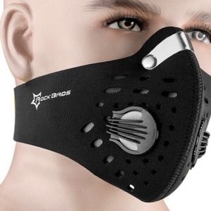 Outdoor facemask w/filter black neoprene washable
